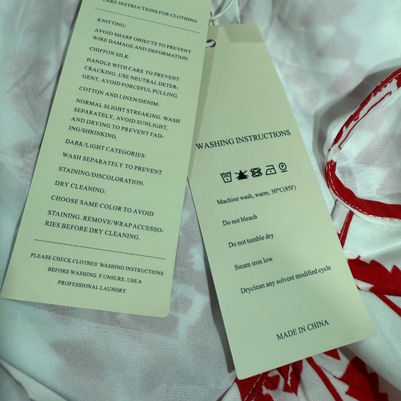 Patterned Dress - Picture 4 of 9